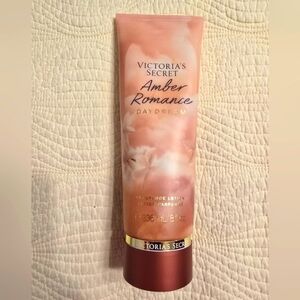 Neq Victoria's Secret Limited Edition Amber Romance Daydream Fragrance Lotion